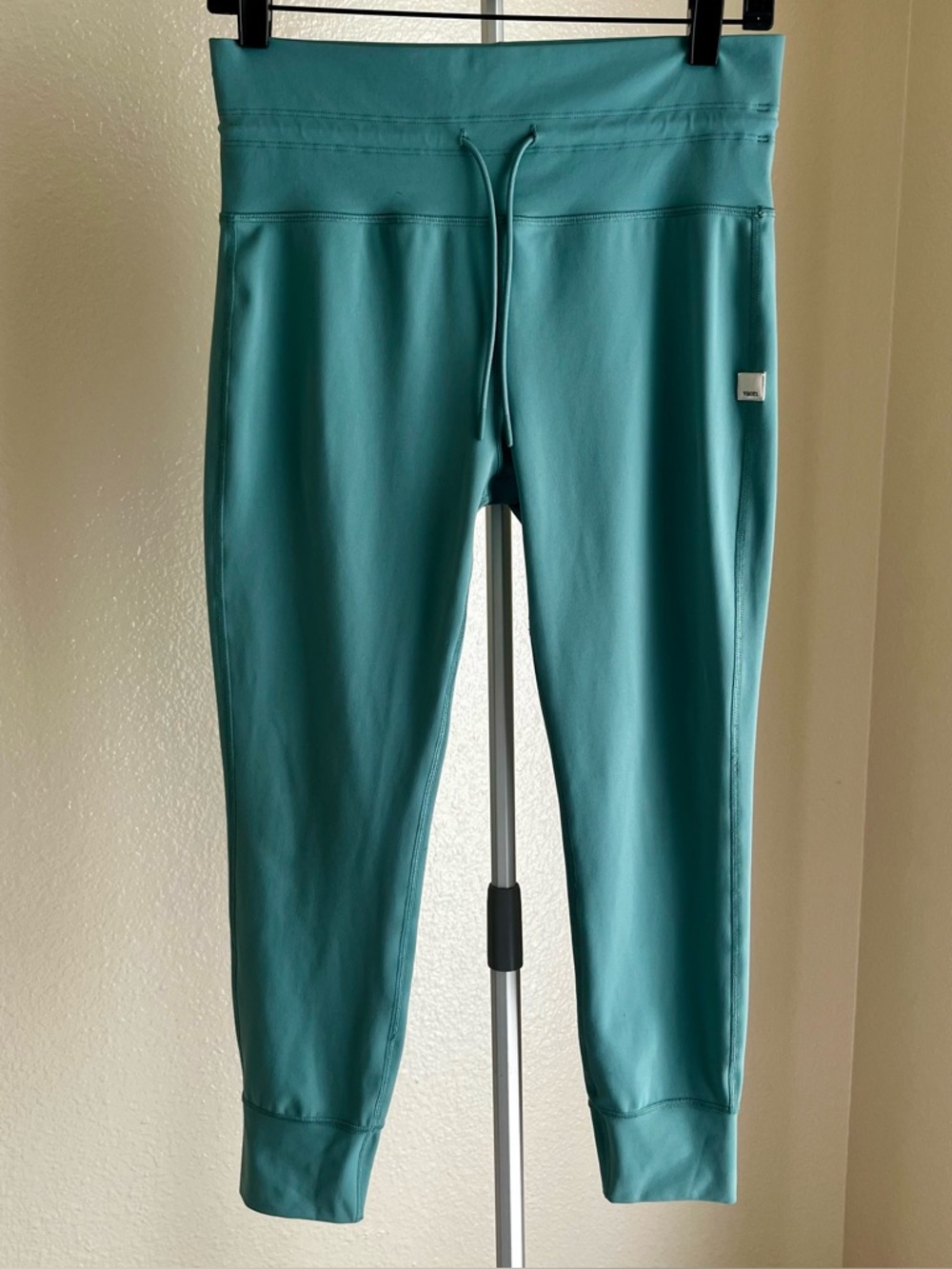 Vuori VW323S Daily Legging Green Athletic Yoga High Rise Drawstring Pants Size L
